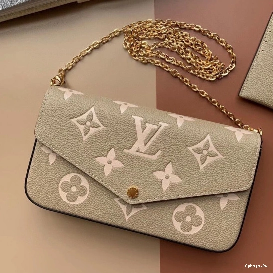 LOUIS VUITTON FÉLICIE POCHETTE 0211